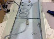 montaggio-teak-con-metodo-sottovuoto-linea-stem-nautica-06